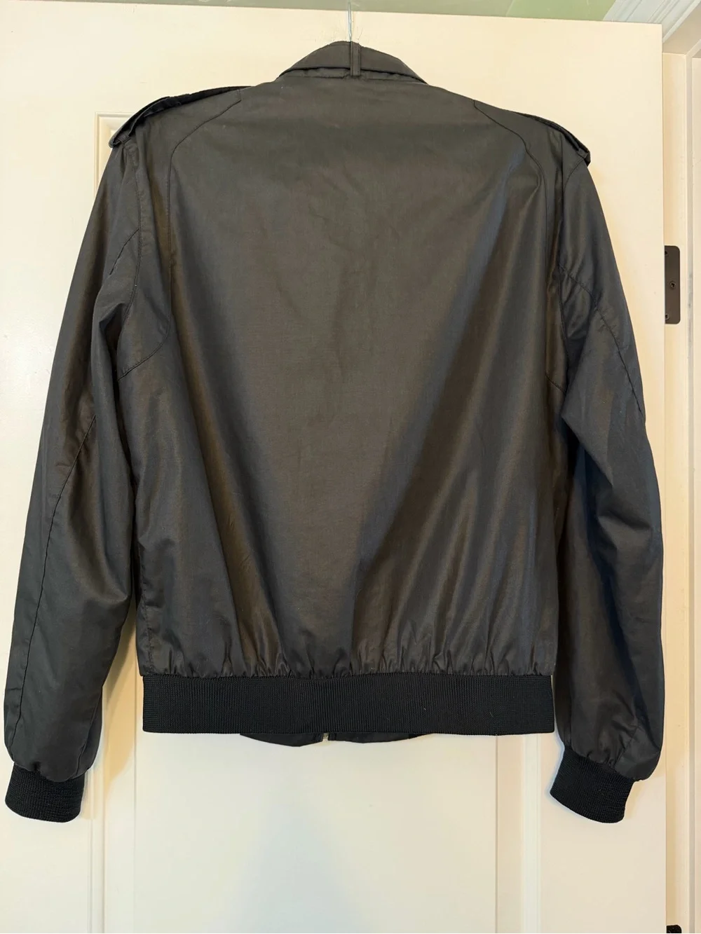 Members Only Vintage 80’s Iconic Racer Jacket Black Mens 38 Cafe Bomber Coat